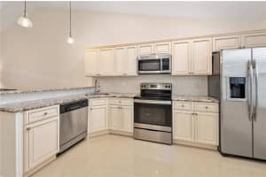 938 MEADOW VIEW DR #B, PORT ORANGE, FL 32127 Sold 11/17/22