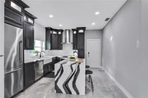 6 LAZY EIGHT DR, PORT ORANGE, FL 32128 Sold 03/31/23