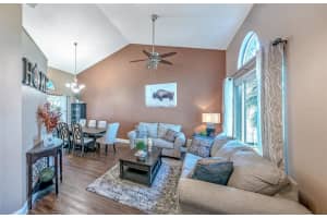 493 HARVEST OAK CT, LAKE MARY, FL 32746 Sold 02/06/23