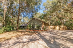 3245 FOX RUN TRL, DELAND, FL 32724 Sold 12/29/22