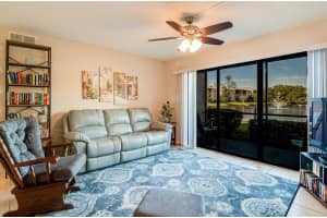 1215 S PINE RIDGE CIR #15, SANFORD, FL 32773 Sold 01/20/23