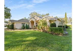 1020 MARJORIE RAWLINGS DR, DELAND, FL 32720 Sold 02/03/23