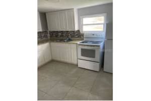 111 PALMETTO LN W, POLK CITY, FL 33868 - MLS#MFRV4927786