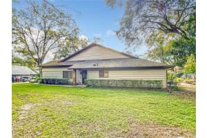939 VILLAGE GREEN RD #26, DELAND, FL 32720 Sold 01/17/23