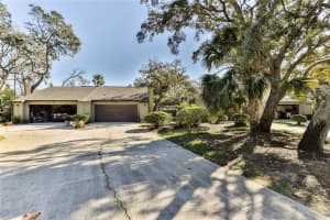 27 BIRCHWOOD TRAIL, ORMOND BEACH, FL 32174 Sold 01/30/23