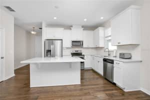 2387 Bentley Green Dr, DeLand, FL 32724, Sold 05/15/23