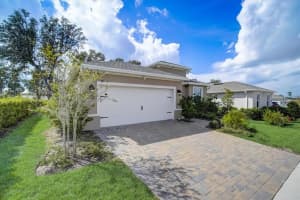 942 Victoria Hills Dr S, DeLand, FL 32724, Sold 03/10/23