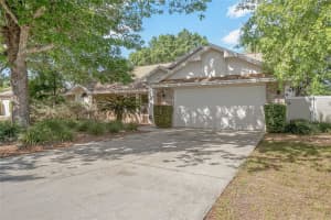 2856 Forest Edge Dr, Deltona, FL 32725, Sold 04/21/23