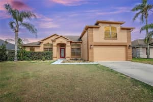 307 CRYSTAL POND AVE, DELAND, FL 32720 Sold 08/10/23