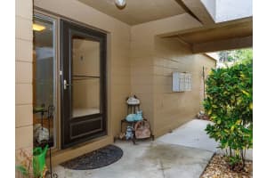 110 CYPRESS WOODS COURT, DELTONA, FL 32725 Sold 07/31/23