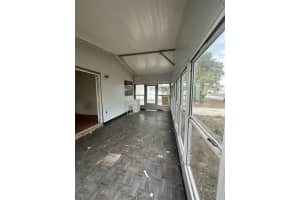 25 DA ROSA AVENUE, DEBARY, FL 32713 Sold 05/18/23