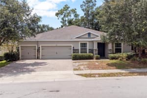 209 WELLINGTON WOODS AVENUE, DELAND, FL 32724 Sold 07/19/23
