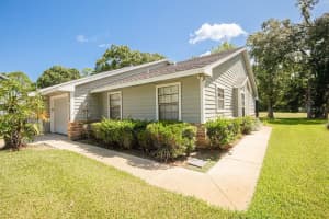 272 BOB WHITE COURT, DAYTONA BEACH, FL 32119 Sold 01/30/24