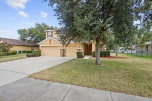 930 FALLBROOKE AVENUE, DELTONA, FL 32725 Sold 03/27/24