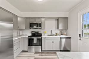 1400 GOLFVIEW DRIVE, DAYTONA BEACH, FL 32114 Sold 01/12/24