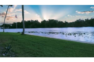 1640 JUNO TRAIL, ASTOR, FL 32102 Sold 11/22/23