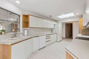 13 CREEK COURT, PALM COAST, FL 32137 Sold 12/10/24