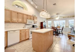 822 ROYAL OAK COURT, DELAND, FL 32724 Sold 02/14/24