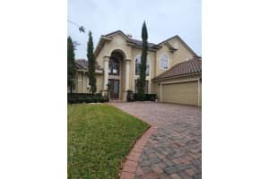 2605 NORTHAMPTON AVENUE, ORLANDO, FL 32828 Sold 02/29/24