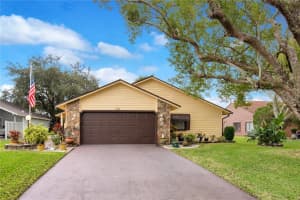 320 GULL DRIVE, DAYTONA BEACH, FL 32119 Sold 05/03/24