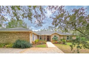 1995 SPRUCE CREEK CIRCLE, PORT ORANGE, FL 32128 Sold 08/28/24