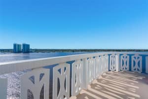 935 HALIFAX AVENUE, DAYTONA BEACH, FL 32118 Sold 09/24/24