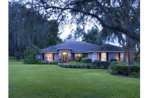 19643 EAGLESVIEW CIRCLE, UMATILLA, FL 32784 Sold 06/14/24