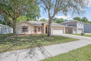 957 CASCADES PARK TRAIL, DELAND, FL 32720 Sold 08/06/24