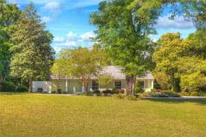 1003 VALLEY FORGE ROAD, DELAND, FL 32720 Sold 05/29/24