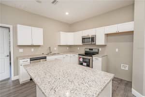 2080 5TH AVENUE, DELAND, FL 32724 Sold 12/31/24