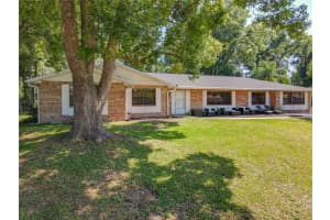 1132 VALLEY VIEW LANE, DELAND, FL 32720 Sold 02/21/25