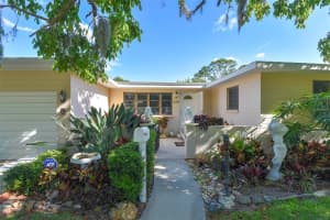 233 CUMBERLAND AVENUE, ORMOND BEACH, FL 32174 Sold 10/13/24
