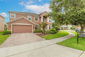 206 LAUREL POINT COURT, DELAND, FL 32724 - MLS#MFRV4936799