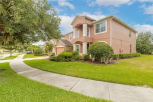 206 LAUREL POINT COURT, DELAND, FL 32724 - MLS#MFRV4936799