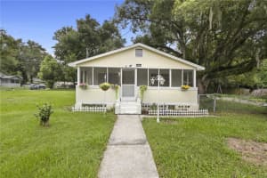 409 W Beresford Ave, DELAND
