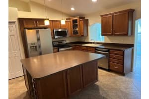 2864 LINDA DRIVE, DELAND, FL 32720 Sold 10/14/24