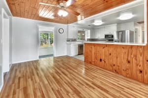 332 MARYDELL AVENUE, DELAND, FL 32720 Sold 10/16/24