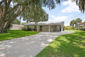 1539 LAKESIDE DRIVE, DELAND, FL 32720 Sold 11/15/24