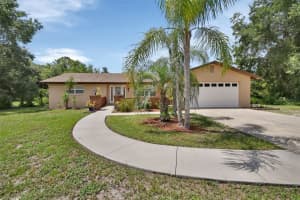 3 VALENCIA CIRCLE, DEBARY, FL 32713 Sold 10/07/24