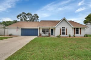 910 VILLAGE LAKE DRIVE, DELAND, FL 32724 Sold 10/15/24