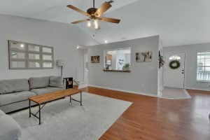 910 VILLAGE LAKE DRIVE, DELAND, FL 32724 Sold 10/15/24
