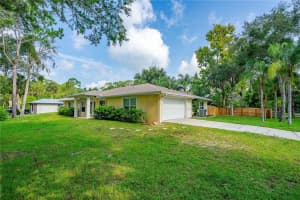 2609 LAKE FOREST DRIVE, DELAND, FL 32720 Sold 10/01/24