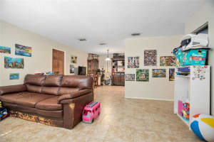 1580 3RD AVENUE, DELAND, FL 32724 Sold 04/10/25