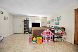 1580 3RD AVENUE, DELAND, FL 32724 Sold 04/10/25