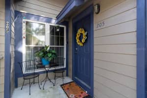 965 HELMSLEY COURT, LAKE MARY, FL 32746 Sold 10/08/24