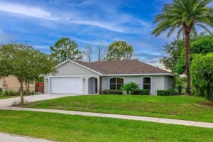 2816 JEWEL AVENUE, DELTONA, FL 32738 Sold 10/28/24