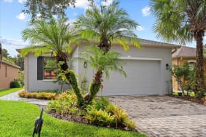 688 GRAND CANAL DRIVE, POINCIANA, FL 34759 Sold 11/12/24