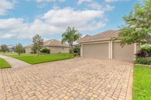 29 THORNHILL CHASE CIRCLE, ORMOND BEACH, FL 32174 Sold 03/12/25
