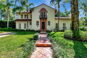 717 AMELIA AVENUE, DELAND, FL 32724 Sold 11/25/24