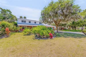 909 PINEAPPLE ROAD, SOUTH DAYTONA, FL 32119 Sold 04/30/25